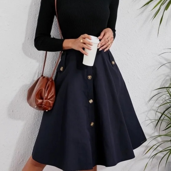 Classic Burnt Orange Button Detail Pocket Midi Skirt - Picture 3 of 16